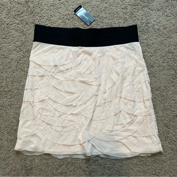 NWT Express Blush Pink Chiffon Layered Mini Skirt Medium - Picture 1 of 5